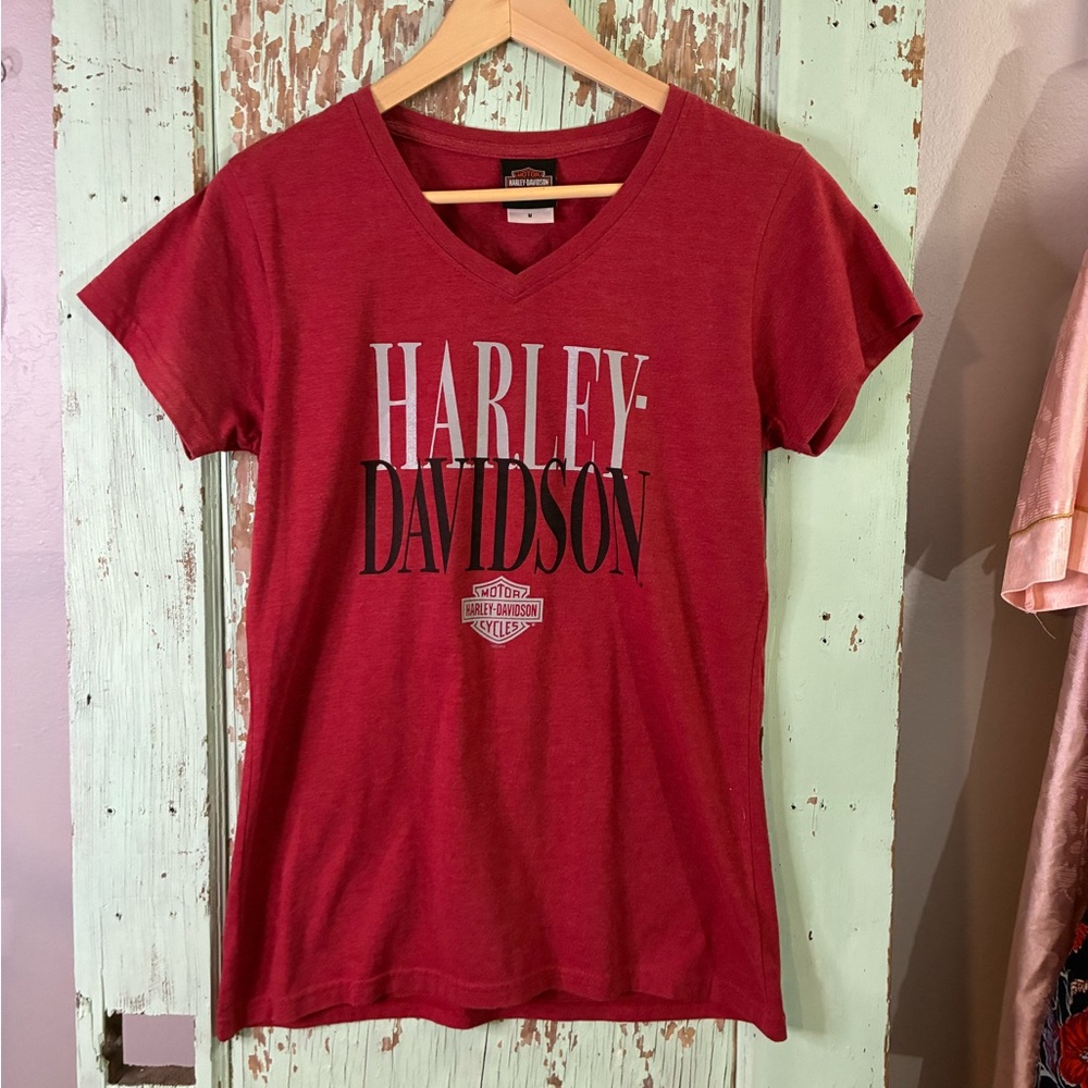 Women’s red Harley Davidson t-shirt